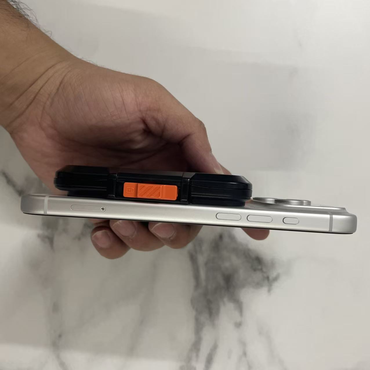 Spigen for MagSafe Wallet Heav - Heavy Equipment Bucket 评论和价格